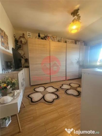 Apartament Modern 2 Camere la Mansarda, Poarta 6 - 10
