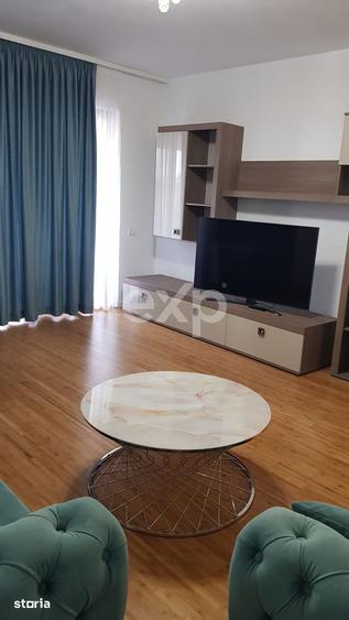 Apartament cu 3 camere decomandat în Calea București