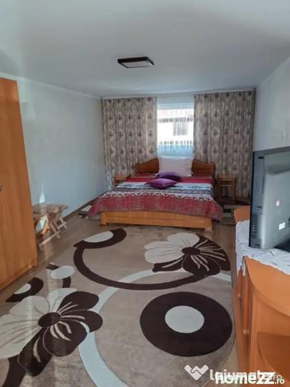 Casă cu 4 camere cu Teren 5200 Mp în Rădăuți