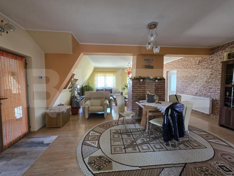 Casa de vanzare 5 camere, 157 mp, zona Titulescu Satu Mare - 1