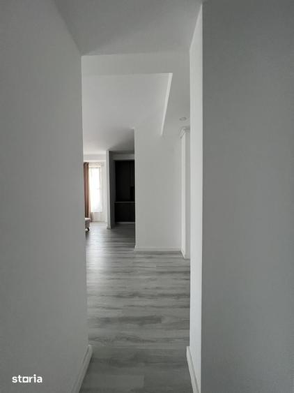 Apartament cu 4 camere în Pipera