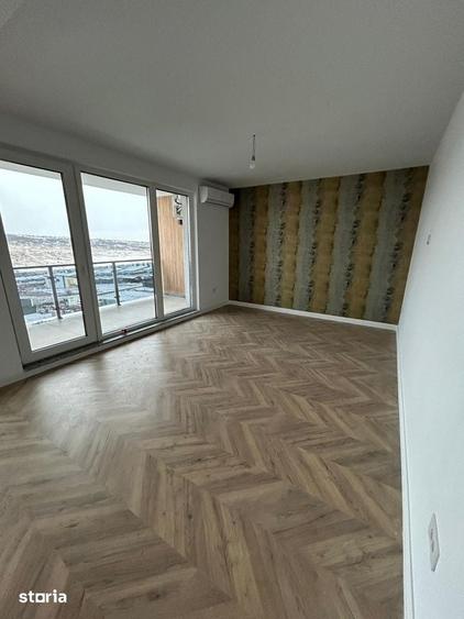 Apartament cu 3 camere în Rediu