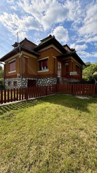 Casă cu 3 camere în Cacova Ierii