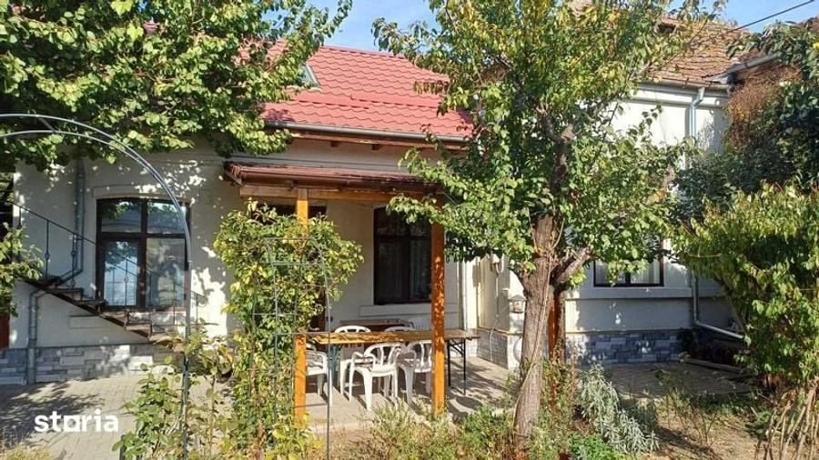 Casă cu 3 camere cu Teren 85 Mp în Central