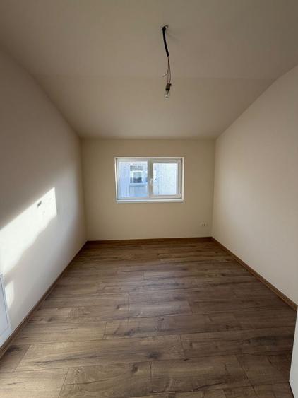 Duplex cu 4 camere cu Teren 320 Mp în Moșnița Nouă