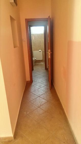 Spațiu comercial, de 120 mp, în Casa Cărții