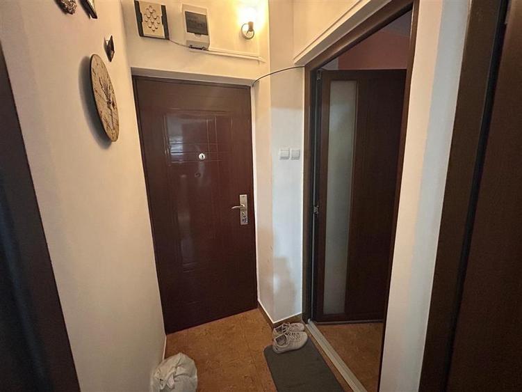 Apartament cu 2 camere semidecomandat în Bahne