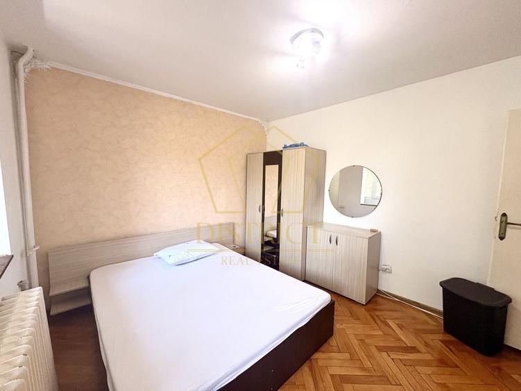 Apartament cu 3 camere semidecomandat, mobilat în Ultracentral