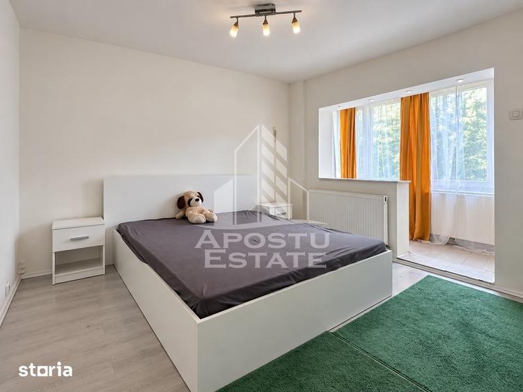 Apartament cu 3 camere, mobilat în Micălaca