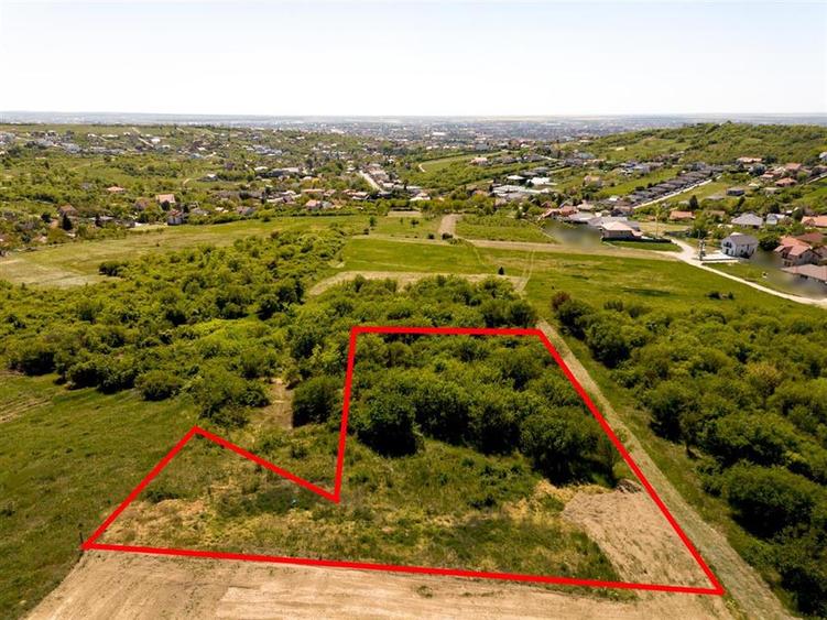 Teren intravilan de 2414 mp, în Dealuri Oradea