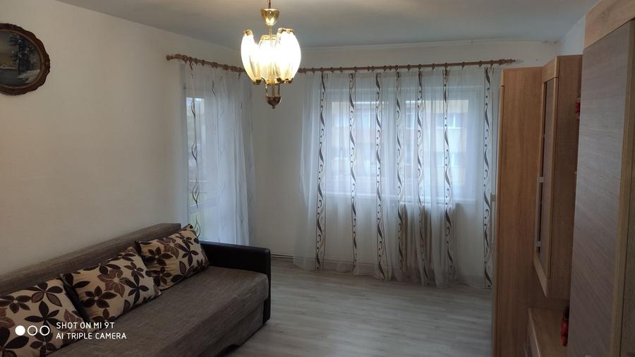 Apartament cu 2 camere decomandat în Cetate