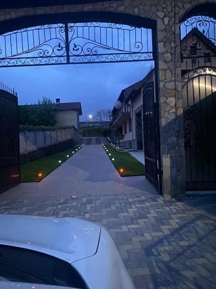 Casă cu 4 camere în Apața