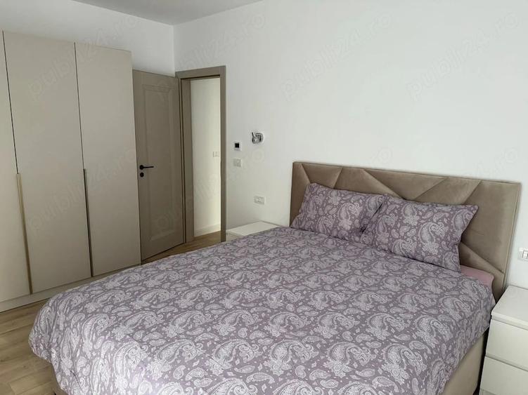 Inchiriez apartament cu 3 camere Adora Park - 1