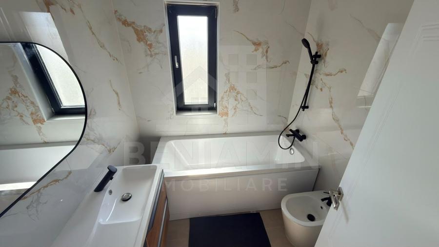 Casă individuală cu 3 camere cu Teren 479 Mp în Cârcea