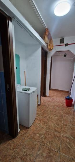 Apartament 3 camere, 65 mp, etaj 2, centrală proprie, Bals - 9