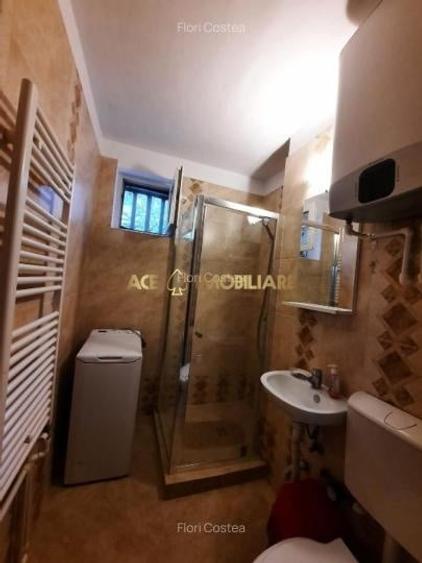 Apartament cu 3 camere semidecomandat, mobilat în Pajura
