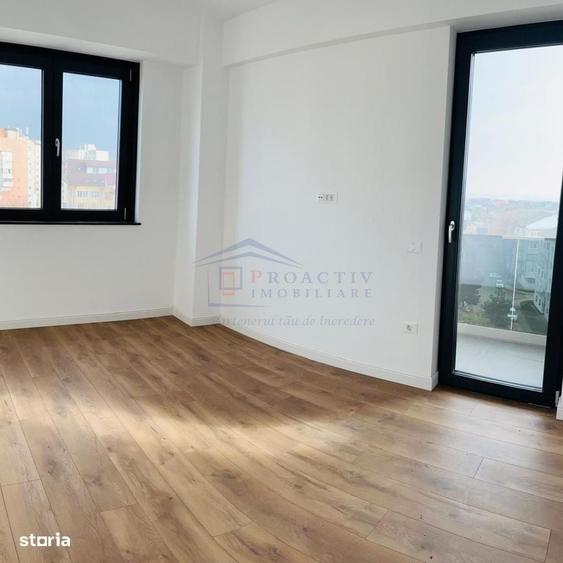 Apartament cu 3 camere decomandat în Paltin