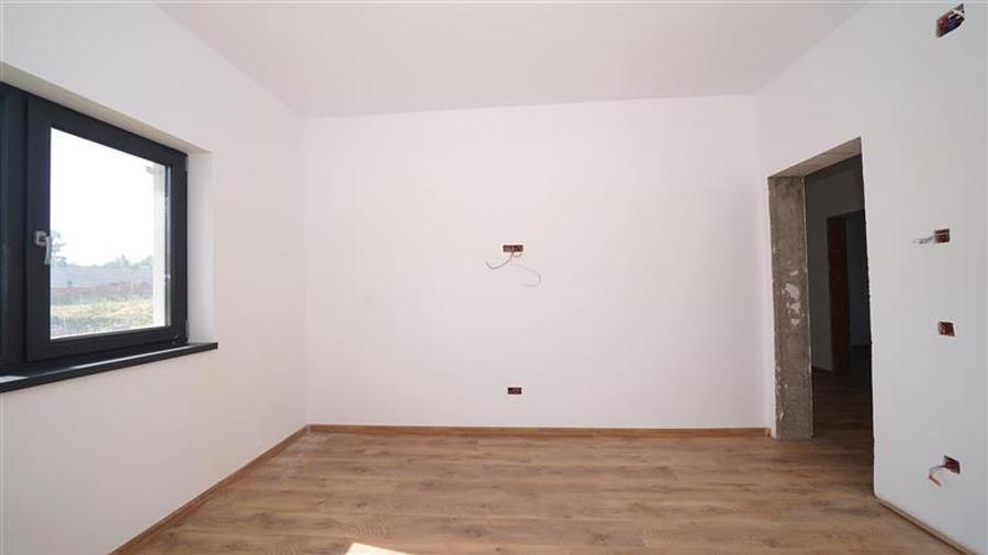 Casă individuală cu 4 camere cu Teren 616 Mp în Dealuri Oradea