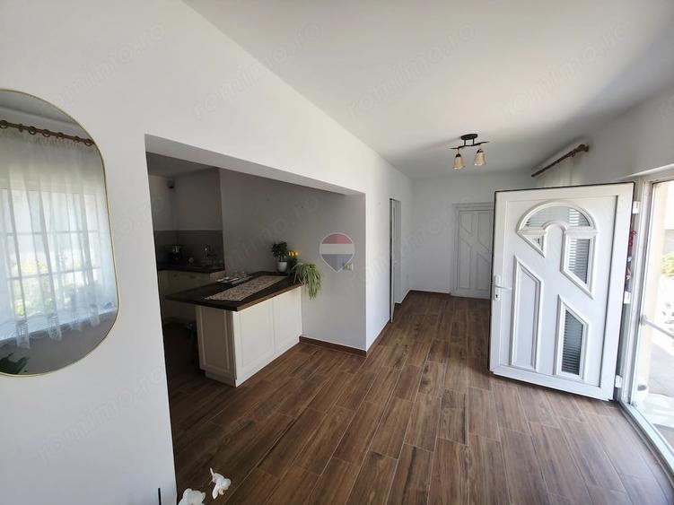 Casă cu 3 camere cu Teren 2836 Mp în Zănești