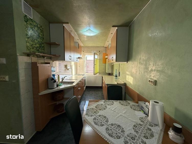 Apartament cu 2 camere decomandat în Triaj