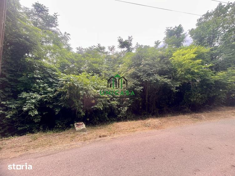 Teren de 2382 mp, în Central