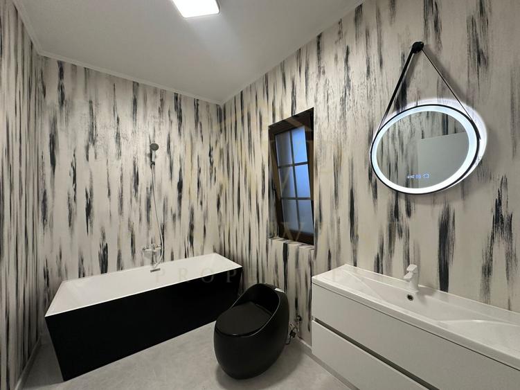 Duplex cu 5 camere cu Canalizare în Giroc