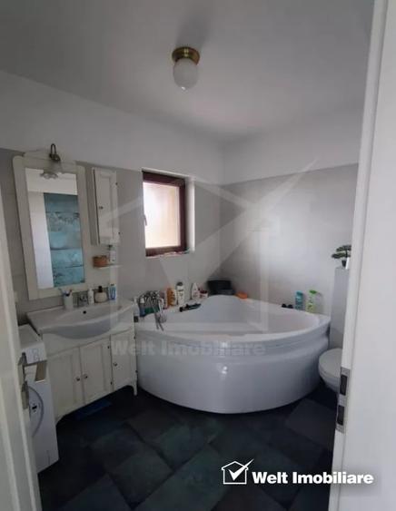 Duplex cu 4 camere cu Canalizare în Florești