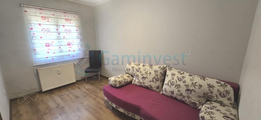 Apartament cu 3 camere decomandat în Nufărul