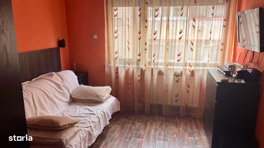 Apartament cu 2 camere, mobilat în Romană