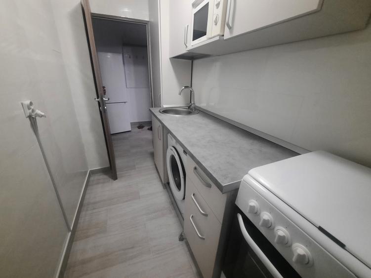 Apartament cu 2 camere decomandat în Drumul Taberei
