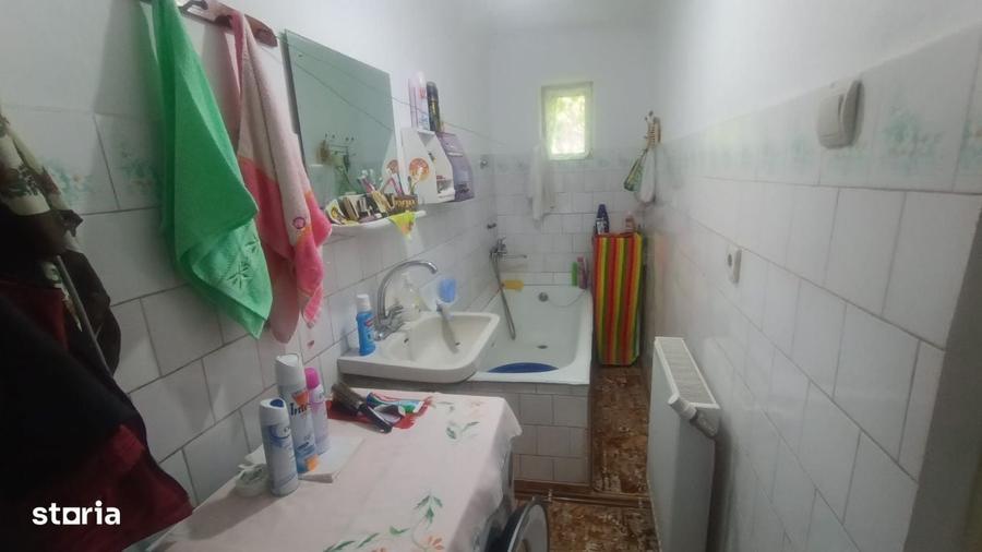 Casa de vanzare, 91 mp, teren 152 mp, zona Brestei - 4
