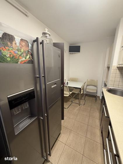 Apartament cu 3 camere decomandat în Berceni