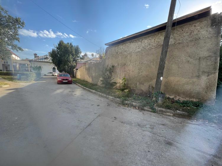 Casă cu 4 camere în Ultracentral