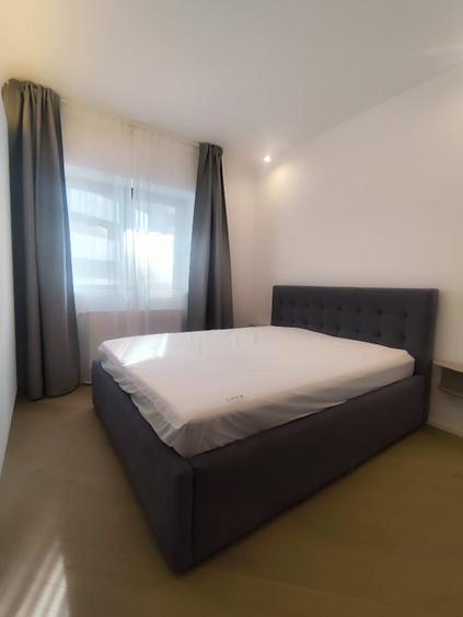 Apartament cu 3 camere decomandat în Cotroceni