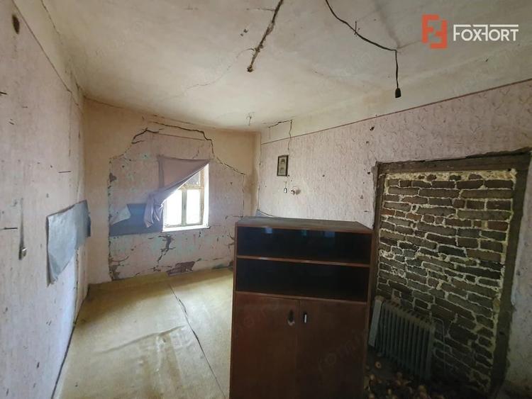 Casa individuala 4 camere si teren 2208 mp in Folea, comuna Voiteg - 17