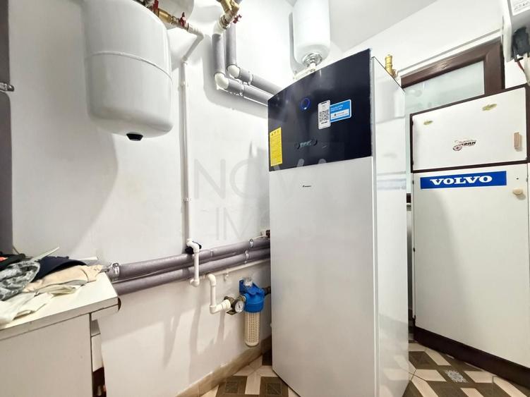 Duplex cu 4 camere cu Canalizare în Periferie