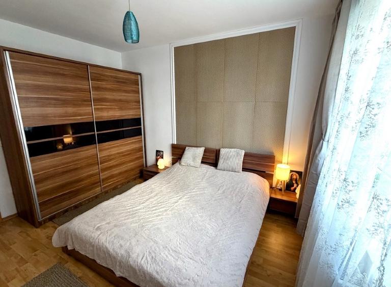 Apartament cu 2 camere decomandat, mobilat în Bartolomeu