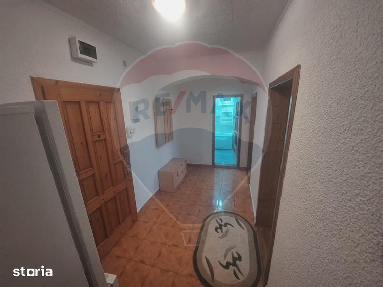 Apartament de vanzare | Zona lini?tita in Zarne?ti - 8