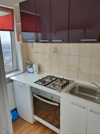 Garsonieră decomandată în Brazda lui Novac