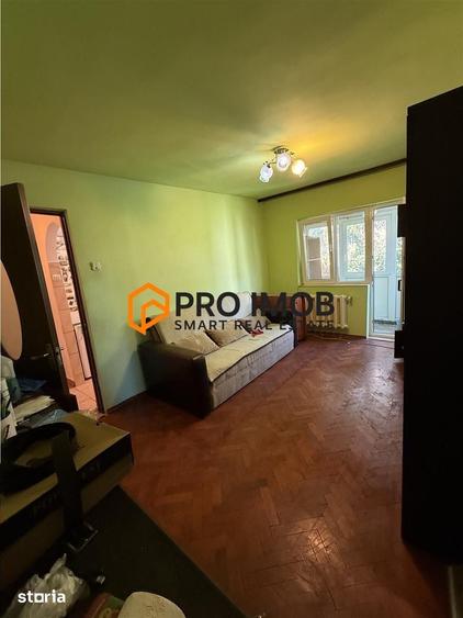 Apartament cu 2 camere semidecomandat în Micro 14