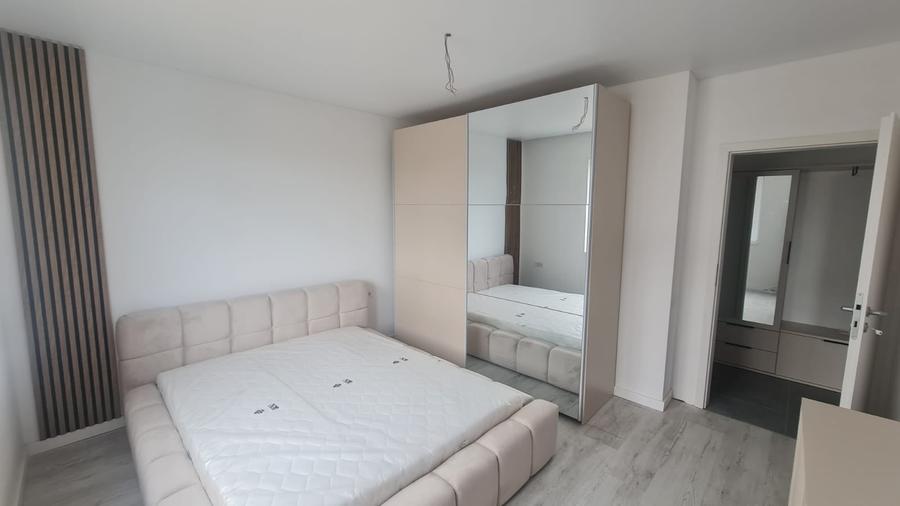 Apartament cu 2 camere decomandat în Berceni