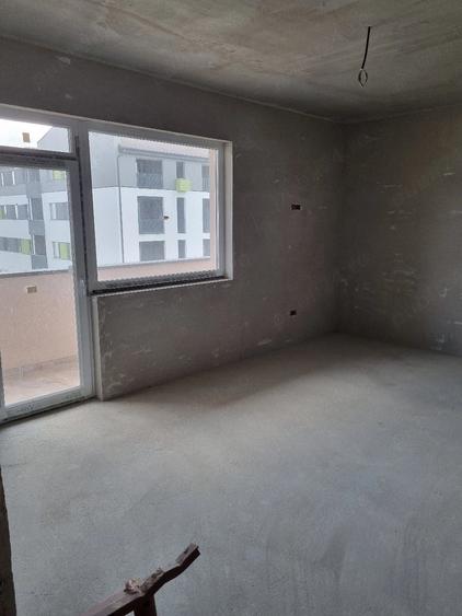 Apartament cu 2 camere decomandat în Giroc