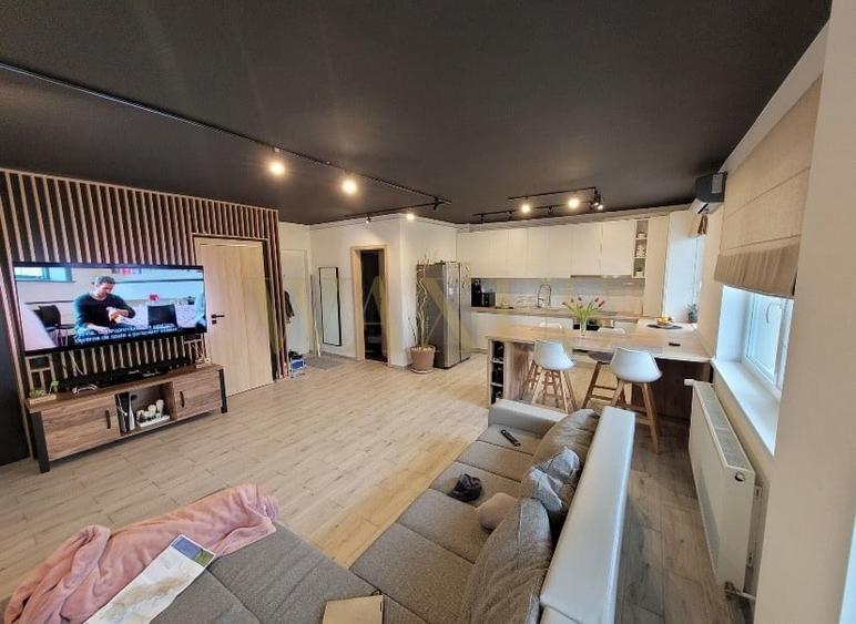 Apartament cu 3 camere semidecomandat, mobilat în Florești — fotografia 1