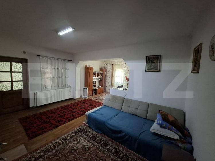 Casă individuală cu 5 camere cu Canalizare în Ardud