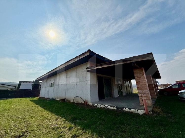 Casă individuală cu 3 camere cu Canalizare în Ciugud