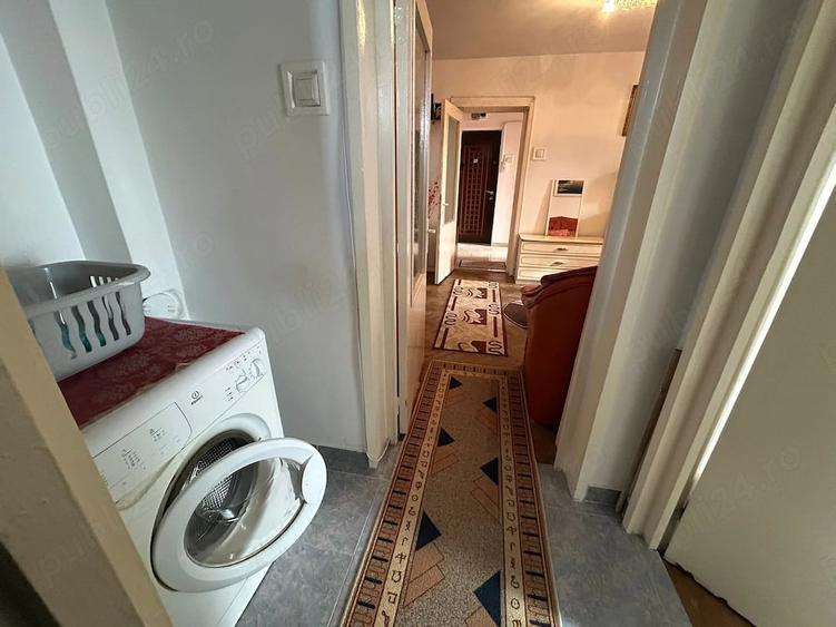 Apartament cu 2 camere semidecomandat în Gară
