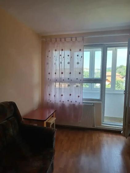 Garsonieră decomandată în Dărmănești
