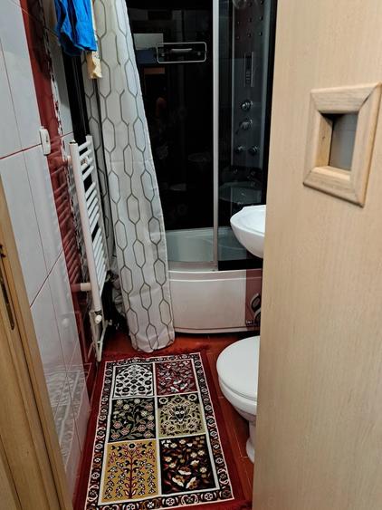 Apartament cu 2 camere semidecomandat în Griviței