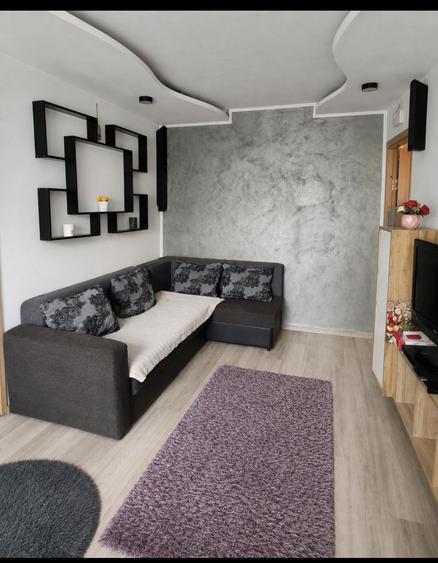 Apartament cu 2 camere semidecomandat în Tineretului
