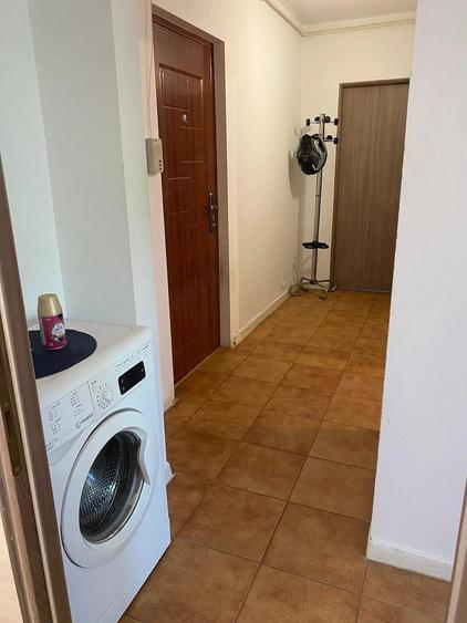 Apartament cu 2 camere decomandat în Tudor